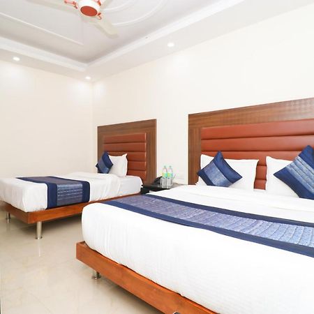 Hotel Belwood Suites - Near New Delhi Airport Eksteriør bilde