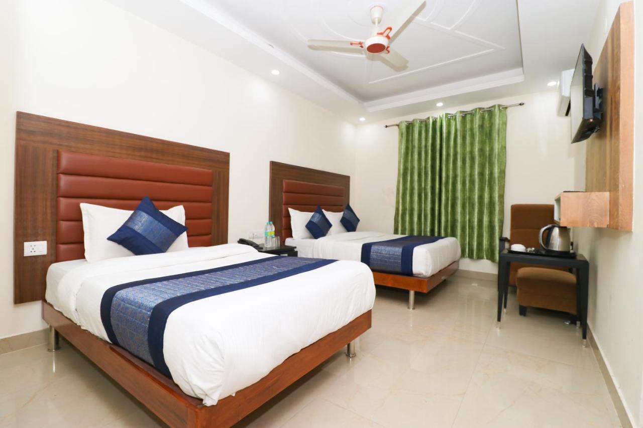 Hotel Belwood Suites - Near New Delhi Airport Eksteriør bilde