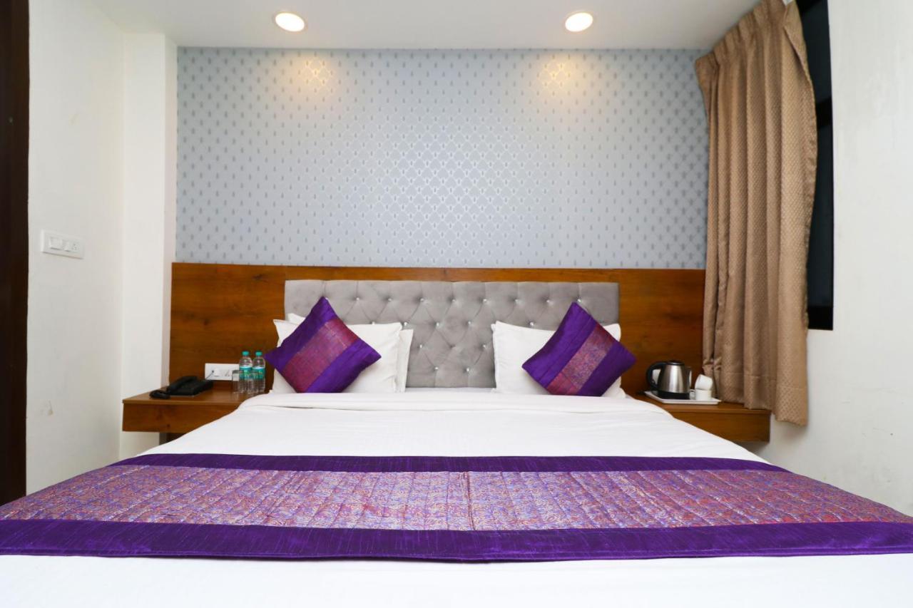 Hotel Belwood Suites - Near New Delhi Airport Eksteriør bilde