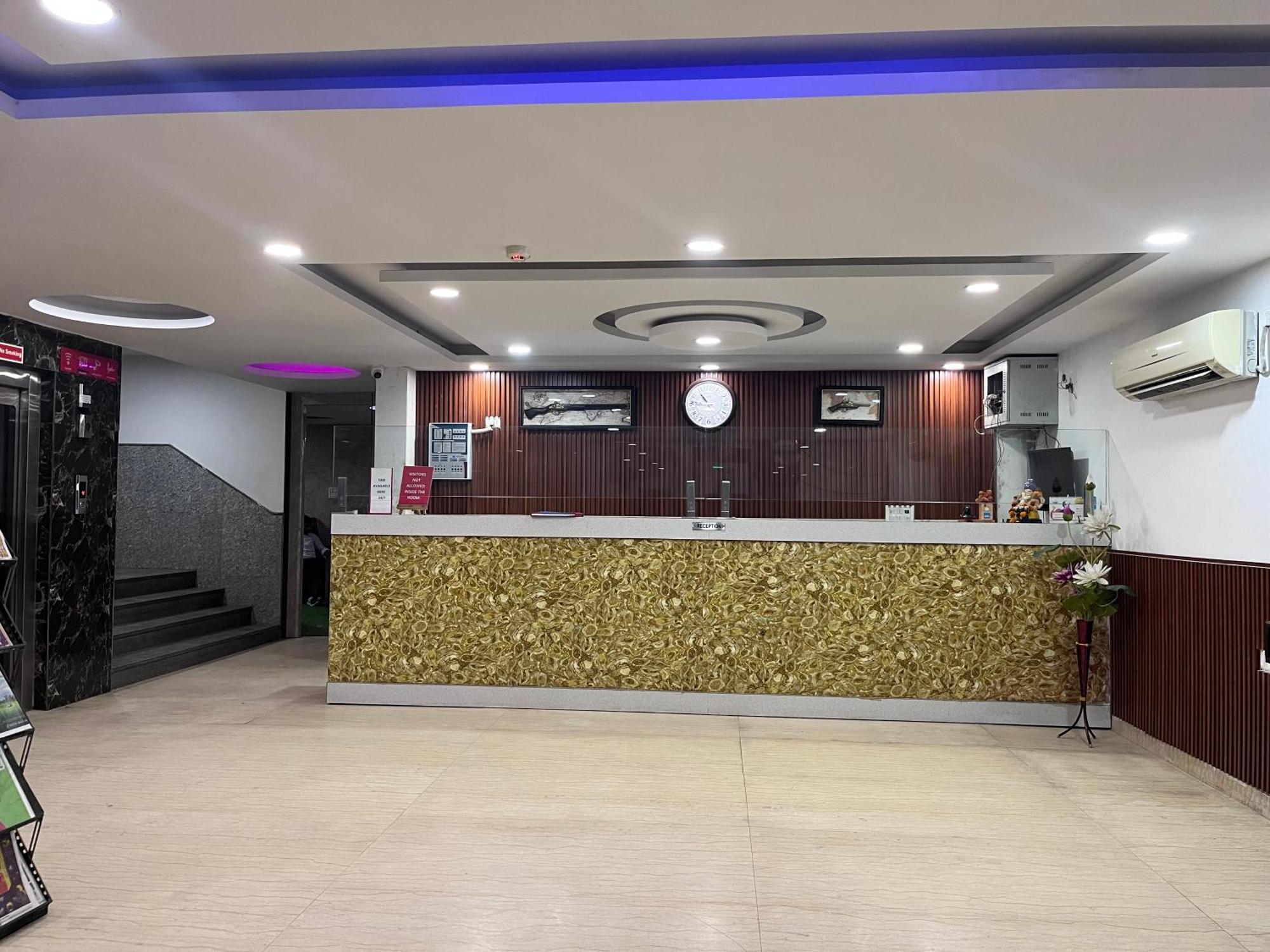 Hotel Belwood Suites - Near New Delhi Airport Eksteriør bilde